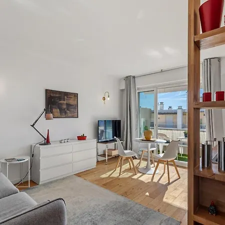 Centre Dernier Etage 2 Pièces